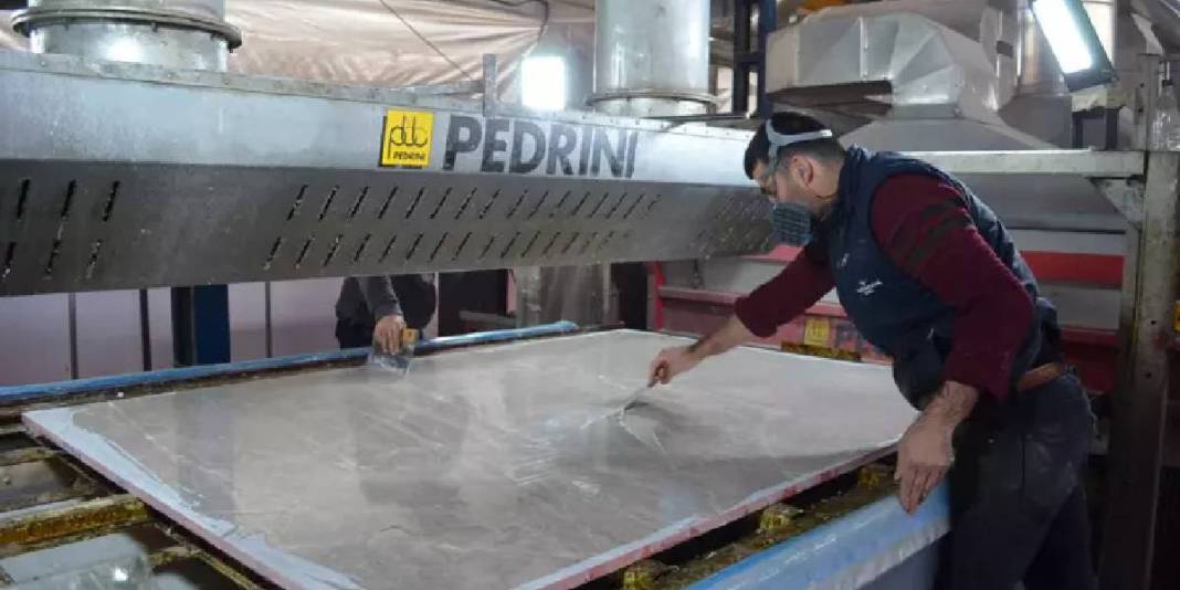 Elazığ’dan çıkarılıyor, tüm dünyaya ihraç ediliyor! Vişne mermeri kendine özgü rengiyle dünya markası haline geldi 5